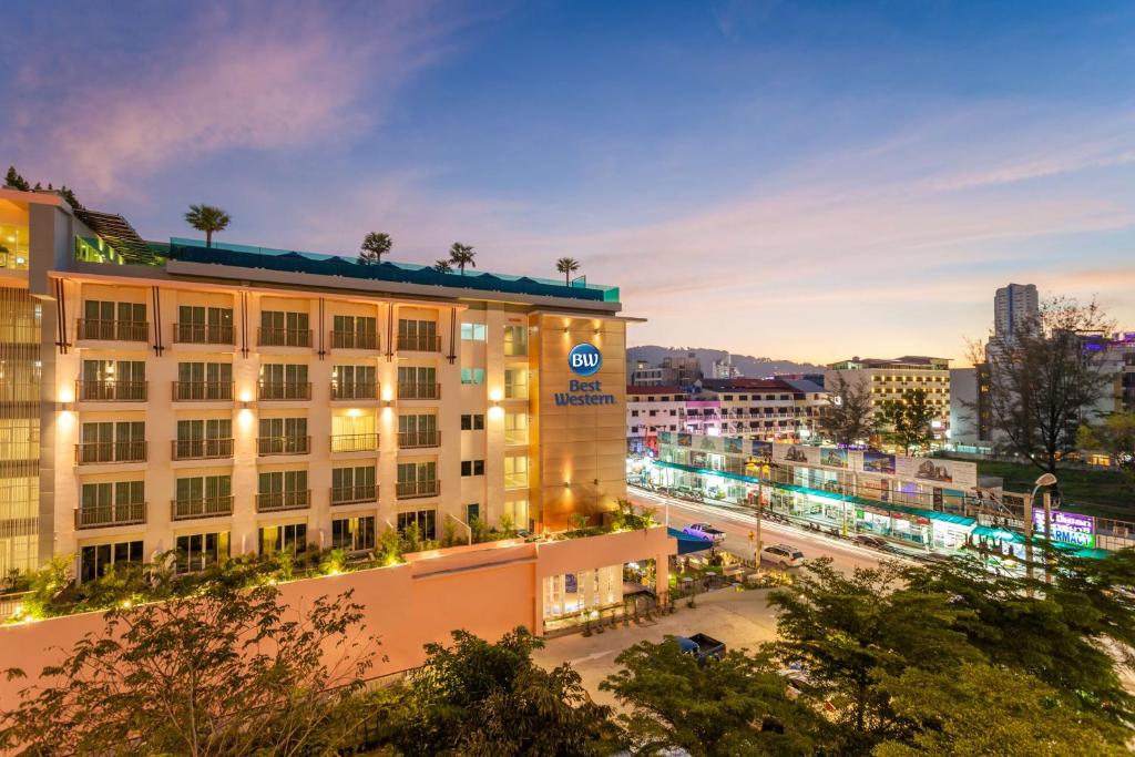 Krabi & Phuket: 4 Nights of Adventure