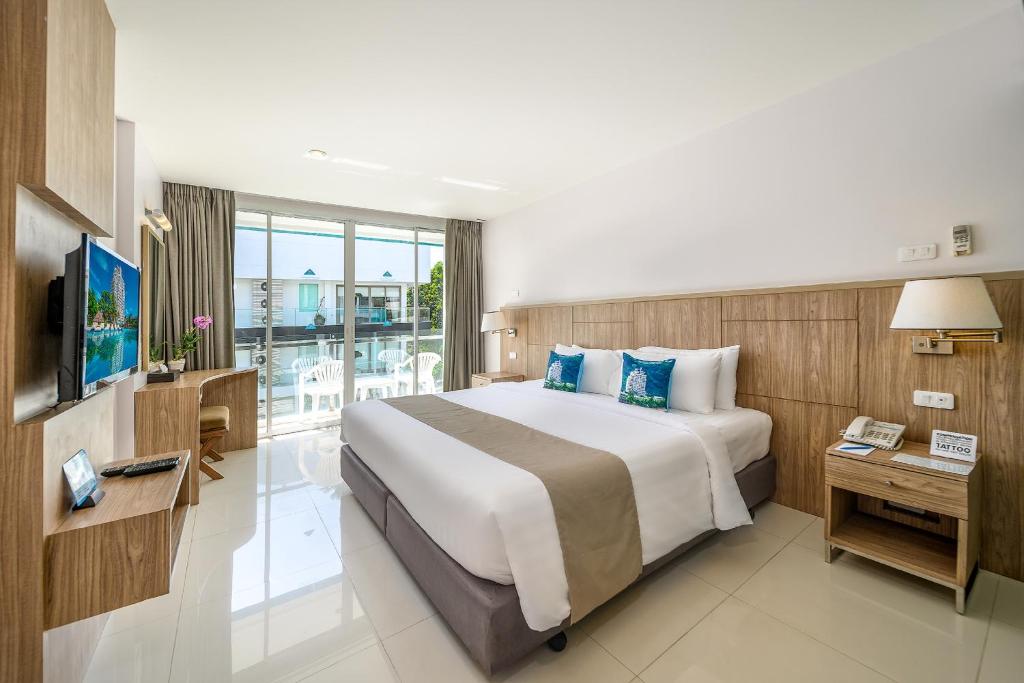 Andaman Beach Suite 