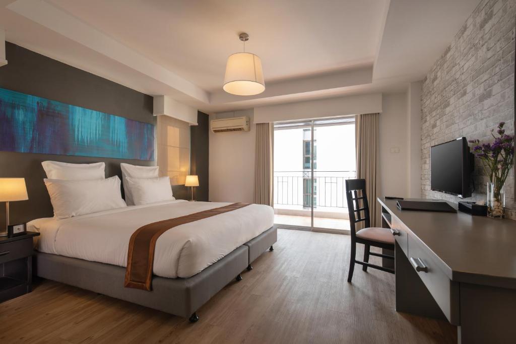 Oakwood Hotel Journeyhub Pattaya (SHA Plus+)