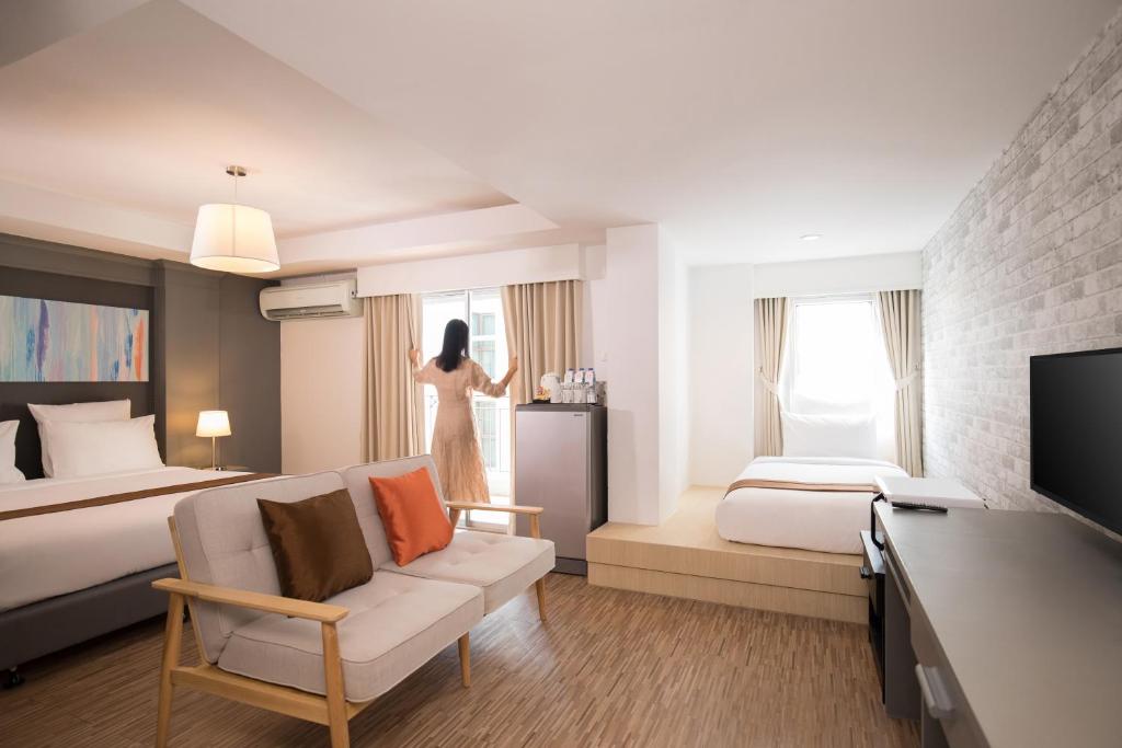 Oakwood Hotel Journeyhub Pattaya (SHA Plus+)